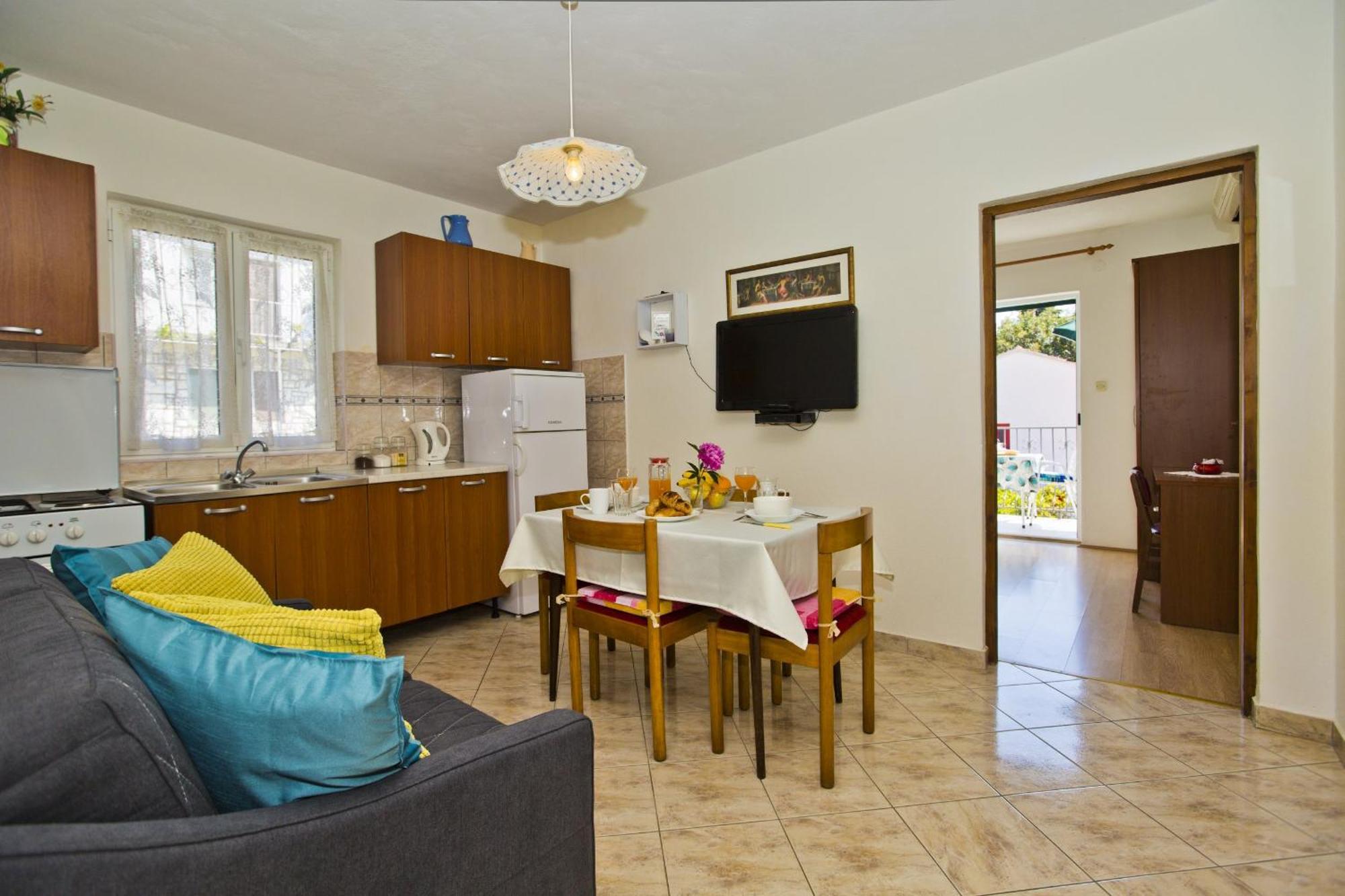 Lina Vrankovic Apartments Hvar Town Exterior photo
