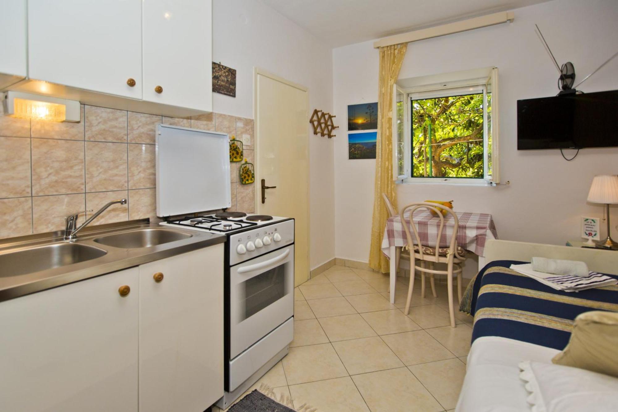 Lina Vrankovic Apartments Hvar Town Exterior photo
